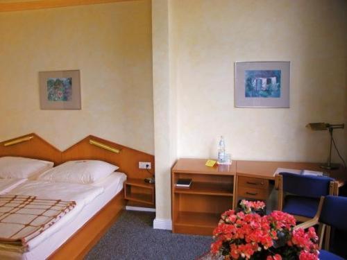 See Schlosshotel Am Kellersee Οϊτίν Εξωτερικό φωτογραφία